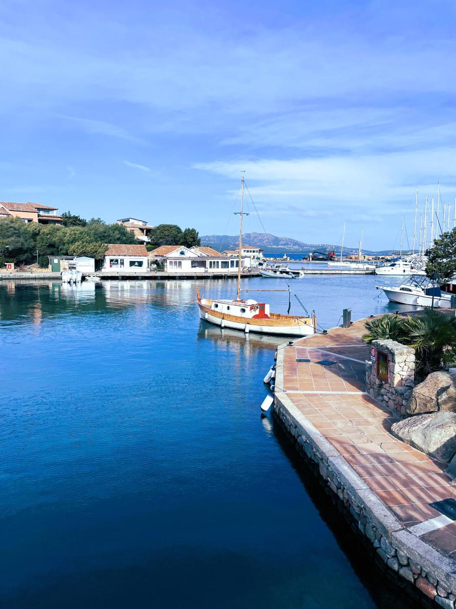 Porto Rotondo Centro - Splendido Appartamento Con Terrazza Exterior photo